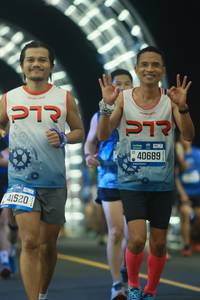 BIB: 41520, 40689
                            <button type="button" onclick="openModal(21123711)" class="btn btn-primary btn-sm float-right btn-popup" data-toggle="modal" data-target=".modal-high-quality">
                        <i class="fas fa-shopping-cart"></i> Add to Cart
                    </button>
                                            <button type="button" onclick="isThisMe(21123711, true)" class="btn btn-success btn-sm float-right btn-popup btn-isme hidden" data-toggle="tooltip" data-placement="bottom" title="นี่คือรูปของคุณใช่ไหม คลิกที่นี่เพื่อเอาเข้าอัลบั้ม">
                        <i class="fas fa-plus"></i> Add to album
                    </button>
                    <button type="button" onclick="isThisMe(21123711, false)" class="btn btn-warning btn-sm float-right btn-popup btn-isnotme hidden">
                        <i class="fas fa-ban"></i> Remove from album
                    </button>
